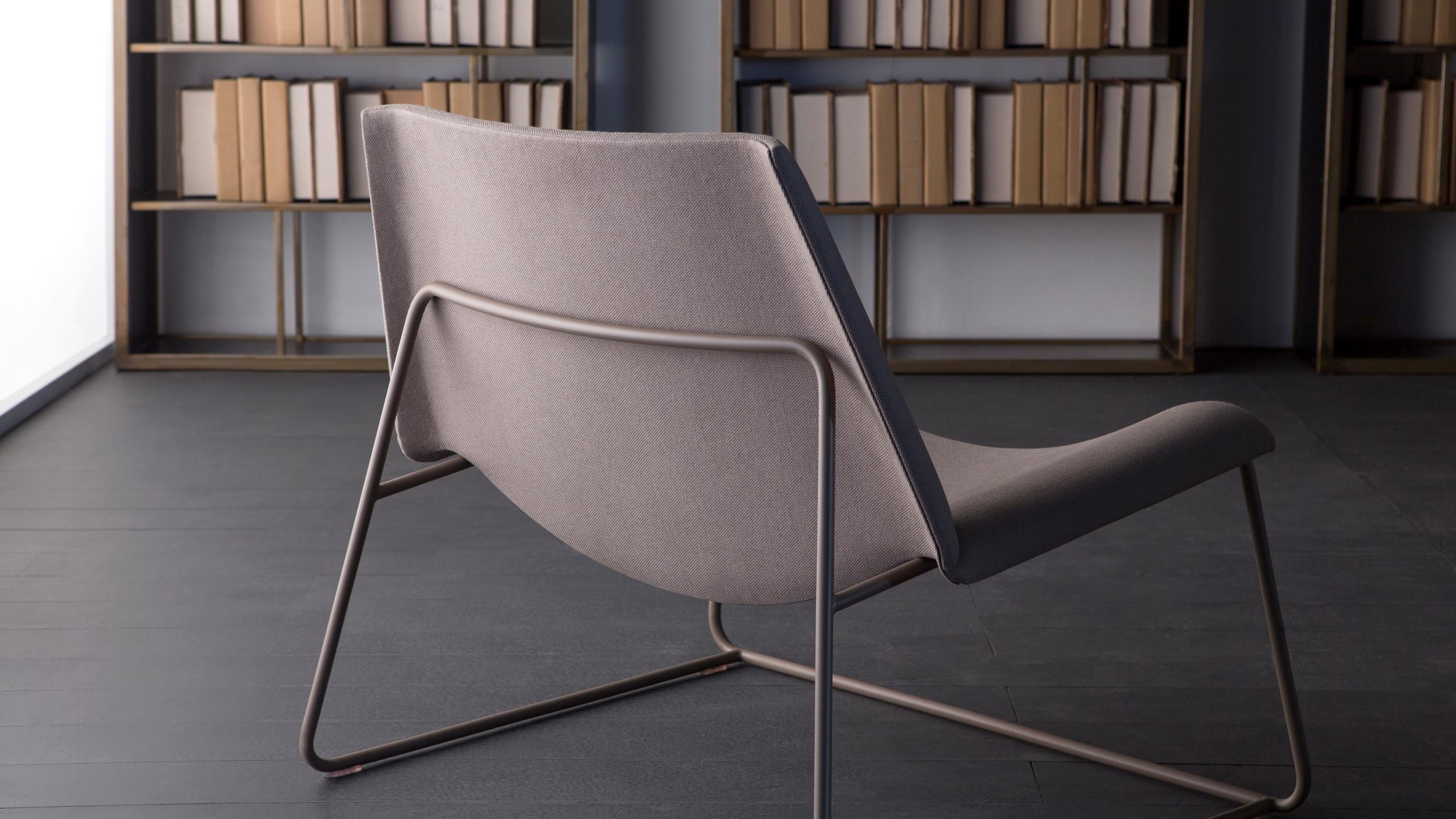 https://a.1stdibscdn.com/evo-lounge-chair-by-doimo-brasil-for-sale-picture-4/f_12192/f_391056521712265732580/Evo_poltrona_master.jpg
