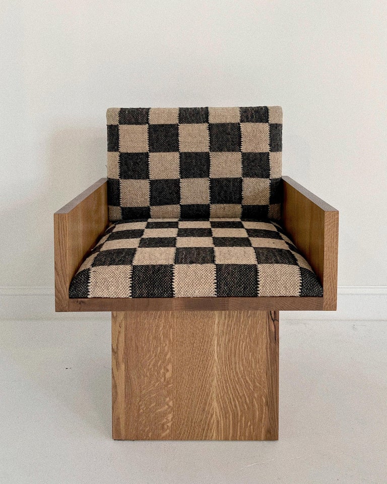 https://a.1stdibscdn.com/the-jmf-chair-by-forsyth-for-sale-picture-11/f_17012/f_325791021675439324201/F3F70FD1_A754_4AE4_9C1A_C3095E83ECAD_master.JPG?width=768