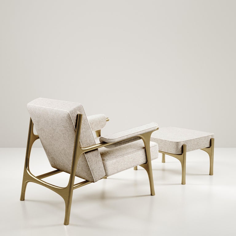 https://a.1stdibscdn.com/upholstered-armchair-with-bronze-patina-brass-details-by-ry-augousti-for-sale-picture-6/f_45491/f_258078421634888064672/FAUTEUIL_OPT_CLEMENCE_B_master.jpg?width=768