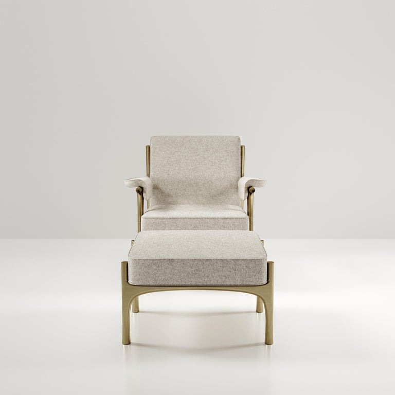 https://a.1stdibscdn.com/upholstered-armchair-with-bronze-patina-brass-details-by-ry-augousti-for-sale-picture-8/f_45491/f_258078421634888056320/FAUTEUIL_OPT_CLEMENCE_F_master.jpg?width=768
