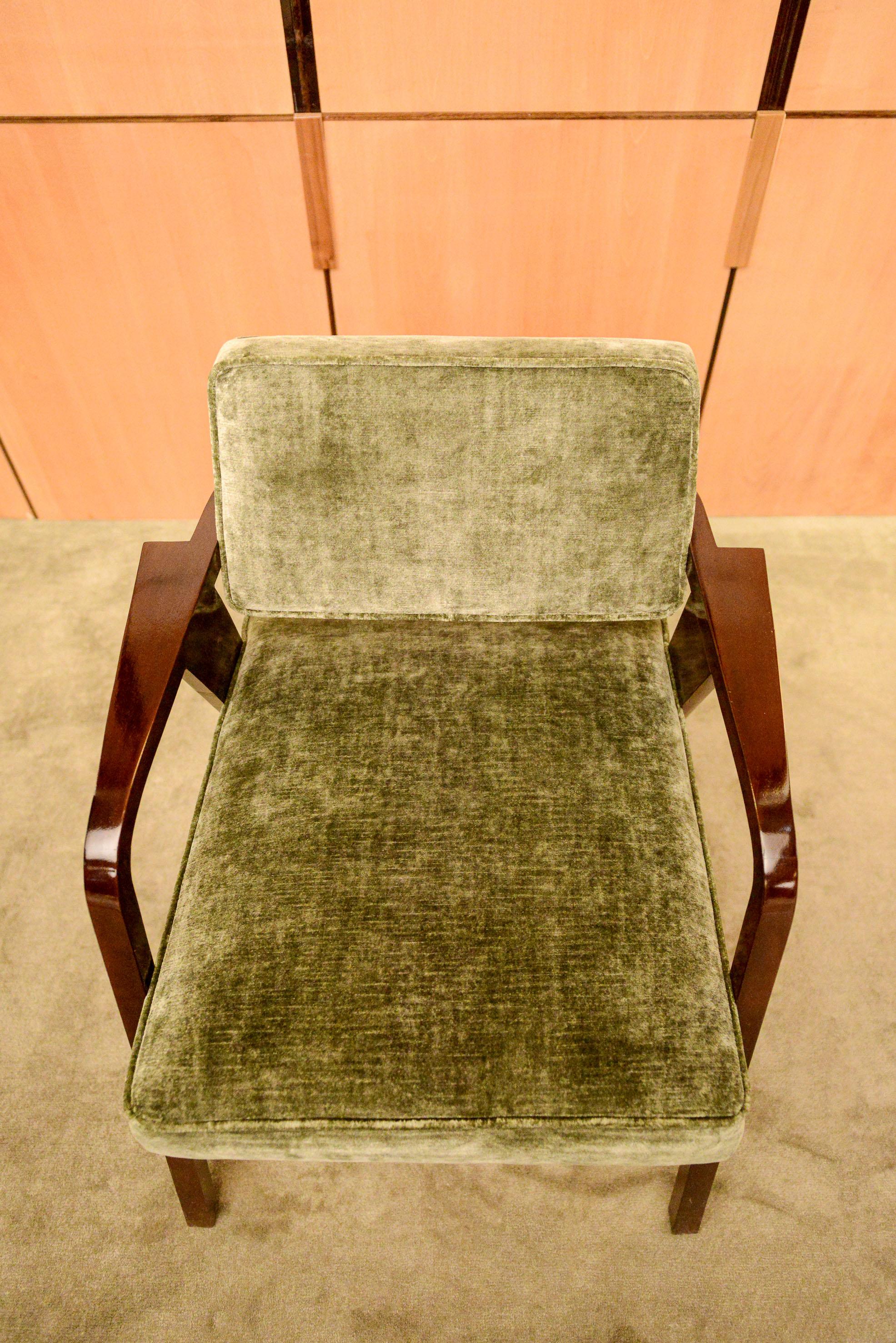 https://a.1stdibscdn.com/nocina-c-upholstered-dining-armchair-and-green-velvet-by-storagemilano-for-sale-picture-10/f_46131/f_445364021744717686051/FB_029_master.JPG