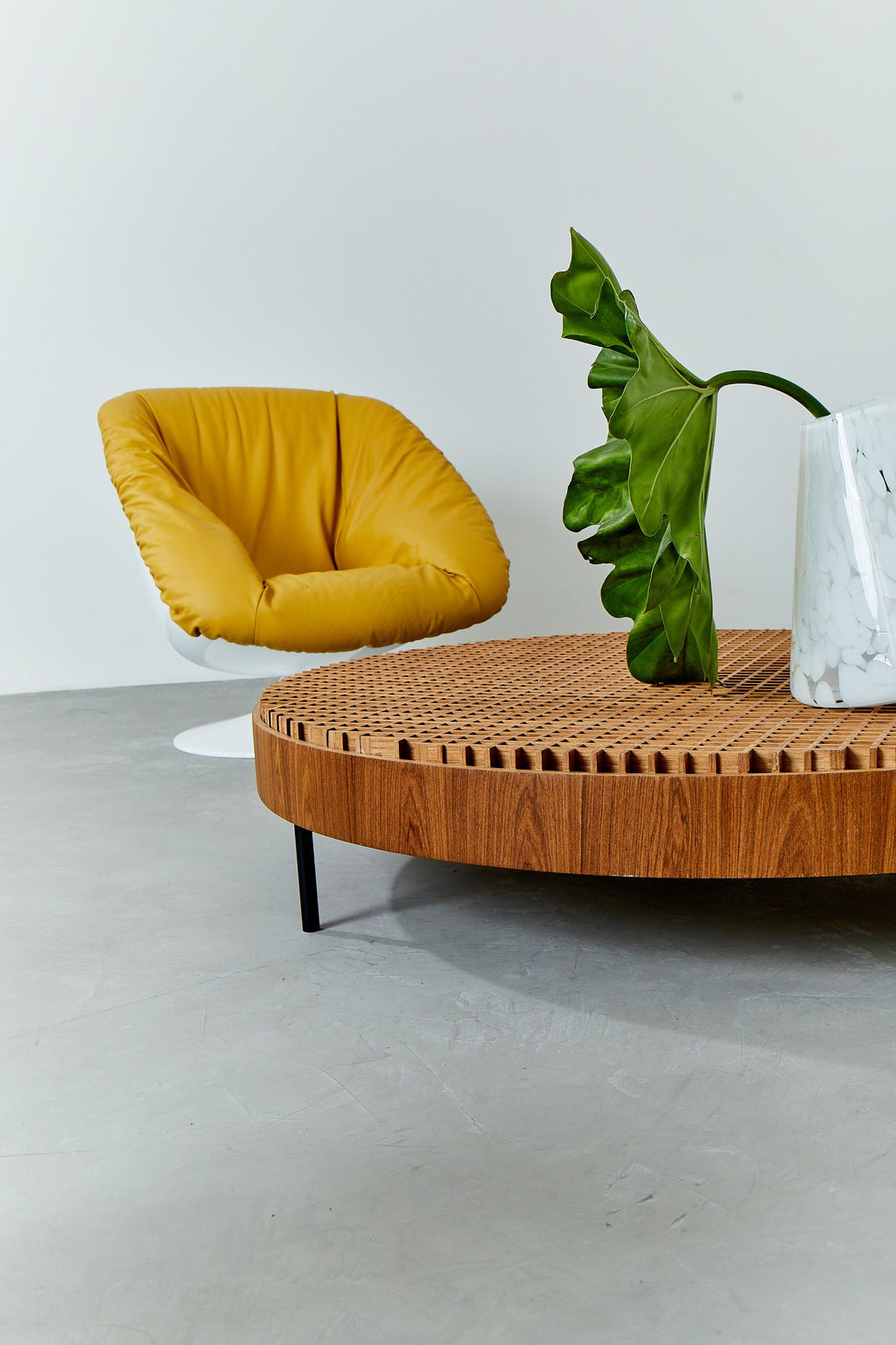 https://a.1stdibscdn.com/mineira-coffee-table-by-ronald-sasson-brazilian-contemporary-design-for-sale-picture-9/f_31733/f_278007421647360574081/FD3A2621_master.jpg