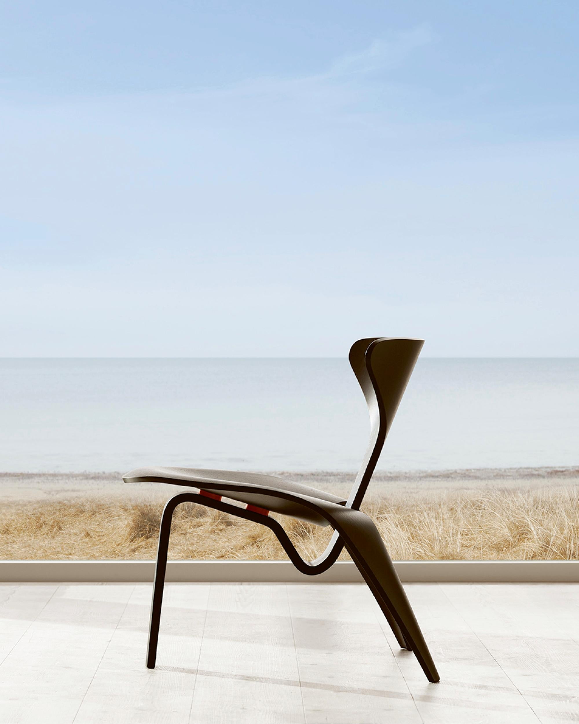 https://a.1stdibscdn.com/poul-kjaerholm-pk0-a-chair-for-fritz-hansen-in-black-colored-ash-for-sale-picture-2/f_14472/f_382662221707145299693/FH_Images_SoMe_1080x1350_Pk60_PK0_A_2022_08_master.jpg