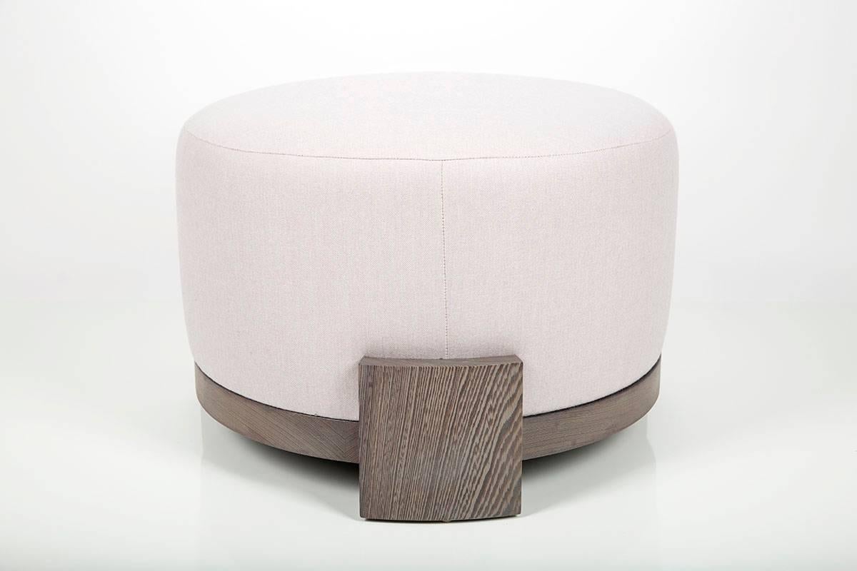 https://a.1stdibscdn.com/coco-ottoman-for-sale-picture-3/f_31991/f_495498521775513351602/FM8A2846eWEB_master.jpg