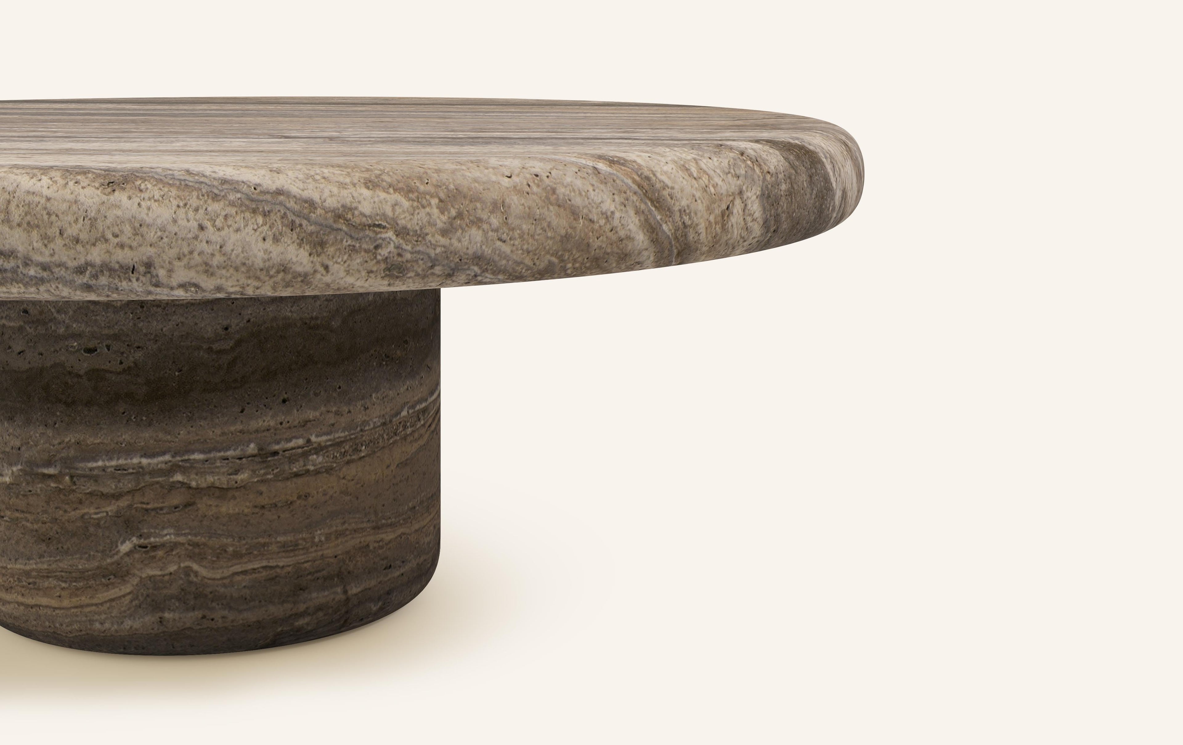 https://a.1stdibscdn.com/formla-luna-round-coffee-table-48l-x-48w-x-15h-travertino-argento-vc-for-sale-picture-3/f_98022/f_395602921714784240506/FORM_LUNA_ROUND_COFFEE_TABLE_42_TRAVERTINO_ARGENTO_2_master.jpg