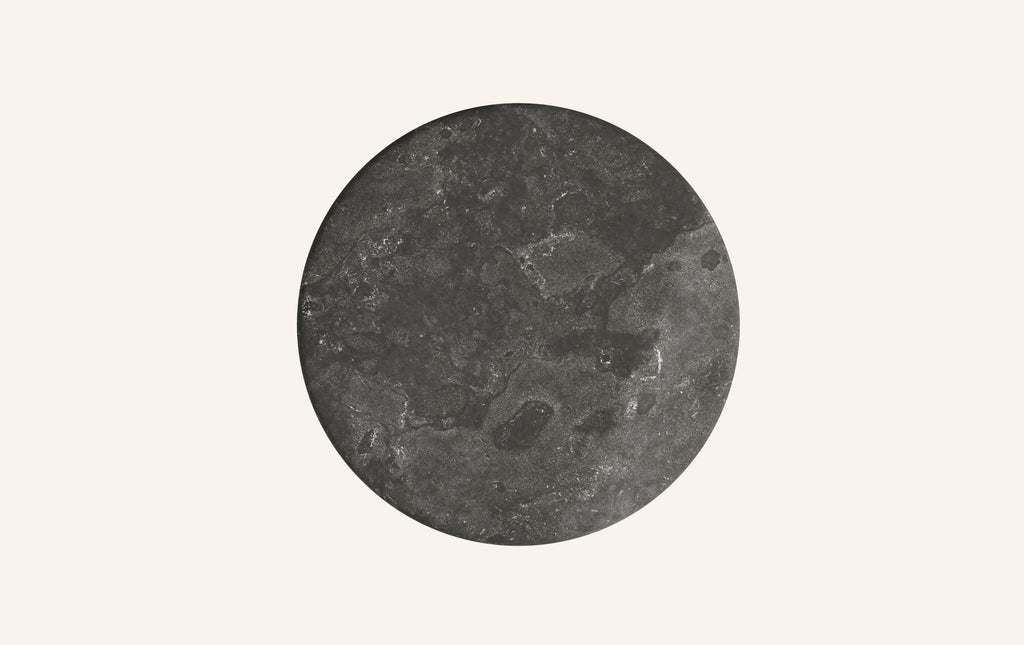 https://a.1stdibscdn.com/formla-luna-round-dining-table-42l-x-42w-x-30h-nero-petite-granite-for-sale-picture-4/f_98022/f_395992921715035029483/FORM_LUNA_ROUND_DINING_TABLE_42_NERO_PETITE_3_master.jpg