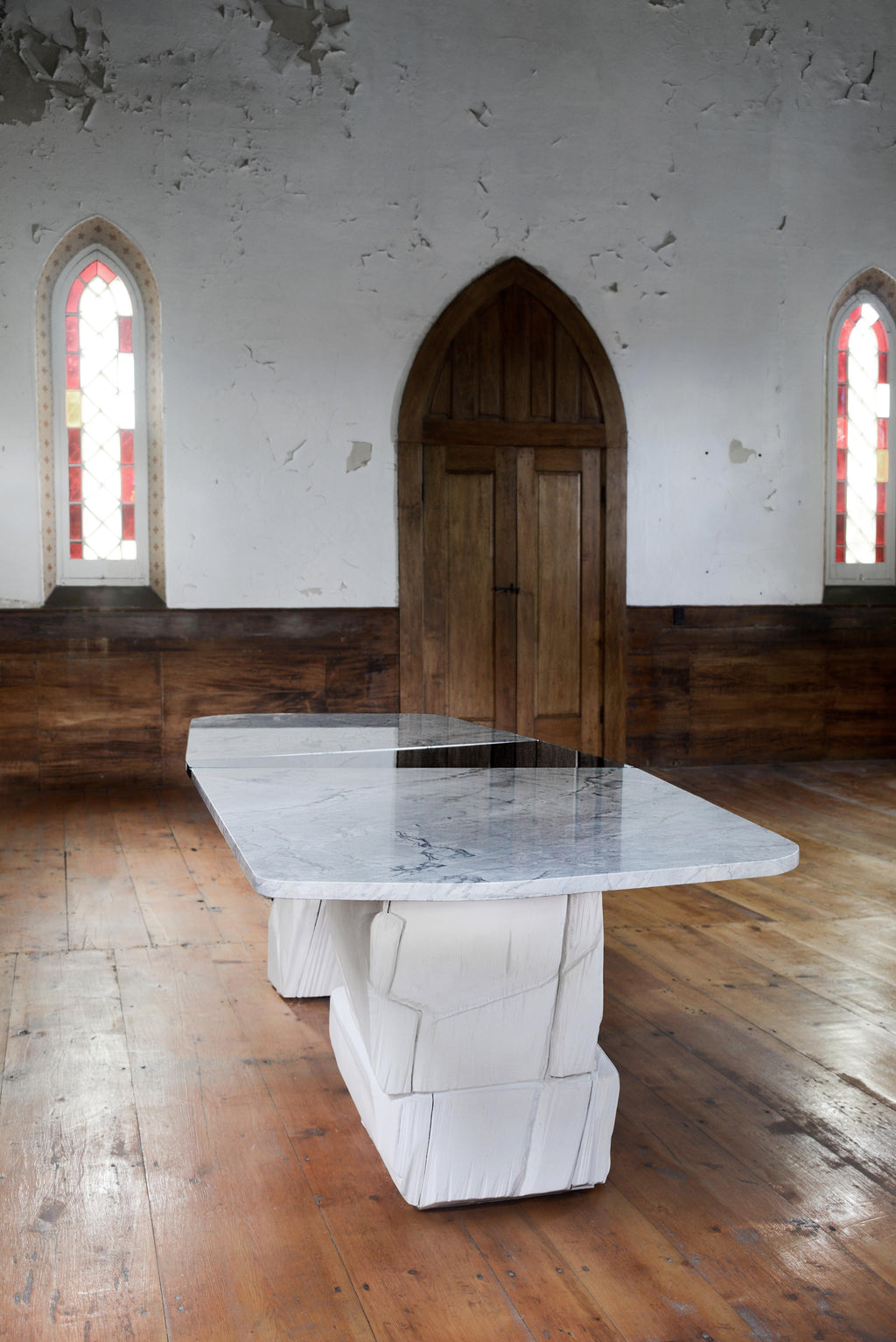https://a.1stdibscdn.com/fracture-dining-table-by-simon-johns-for-sale-picture-7/f_26473/f_256120221633529001920/FRACTURE5_master.jpg