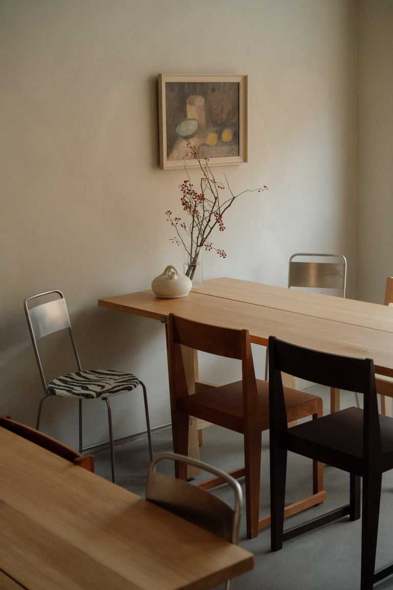 https://a.1stdibscdn.com/contemporary-chair-petit-rond-troels-grum-schwensen-x-frama-steel-and-zebra-for-sale-picture-7/f_31233/f_479344221765367594532/FRAMA_Petit_Rond_Zebra_Context_Image_06_min_master.jpg?width=768