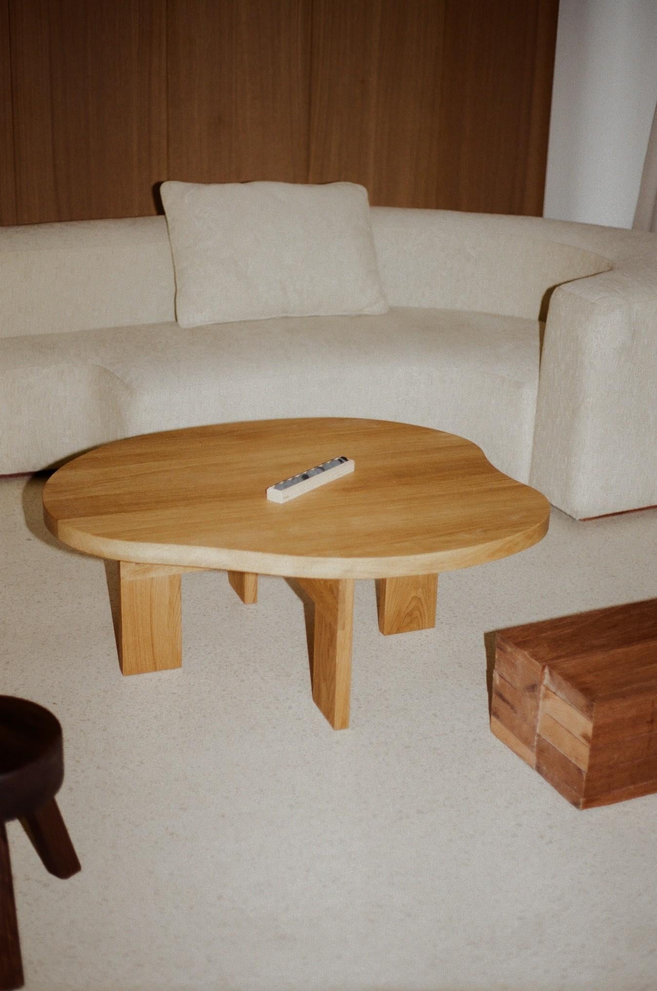 https://a.1stdibscdn.com/contemporary-trestle-dining-table-farmhouse-by-frama-natural-oak-pond-for-sale-picture-7/f_31233/f_483613921768580711813/FRAMA_Tabula_Rasa_at_Maison_Rocher_Analogue_Image_22_master.jpg