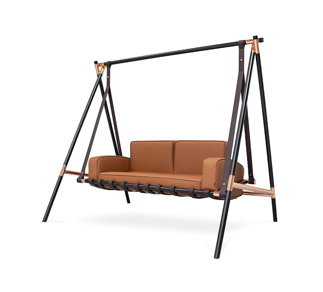 https://a.1stdibscdn.com/contemporary-outdoor-swing-sofa-stainless-steel-waterproof-synthetic-leather-for-sale-picture-3/f_56702/f_311115321667391943798/Fable_Swing_2_master.jpg