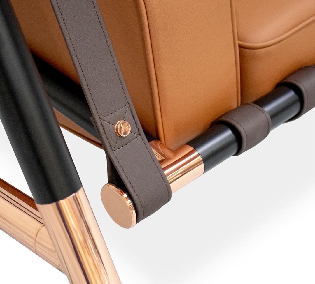 https://a.1stdibscdn.com/contemporary-outdoor-swing-sofa-stainless-steel-waterproof-synthetic-leather-for-sale-picture-5/f_56702/f_311115321667391944125/Fable_Swing_4_master.jpg