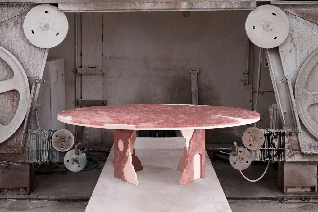 https://a.1stdibscdn.com/oval-large-beige-travertine-and-breccia-tavira-marble-dining-table-for-sale-picture-8/f_19173/f_465374421757063670799/Fallen_Empire_Bohinc_x_Serafini_08_1__master.JPG