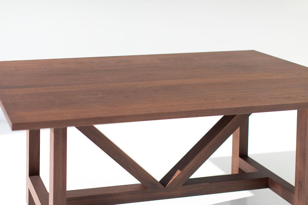 https://a.1stdibscdn.com/farm-table-walnut-for-sale-picture-8/f_9720/1579193391100/Farm_Table_Walnut_08_master.jpg