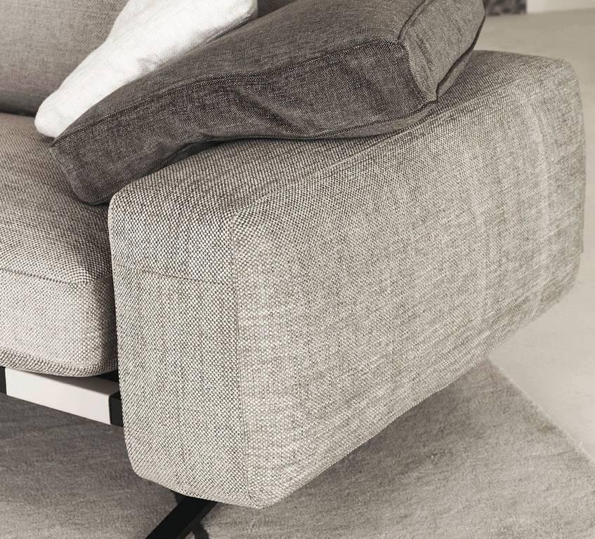 https://a.1stdibscdn.com/archivesE/upload/f_16392/f_84589831504872889481/Fenix_Sofa_Driade_Fabric_Ludovica_Roberto_Palomba_7_master.jpg