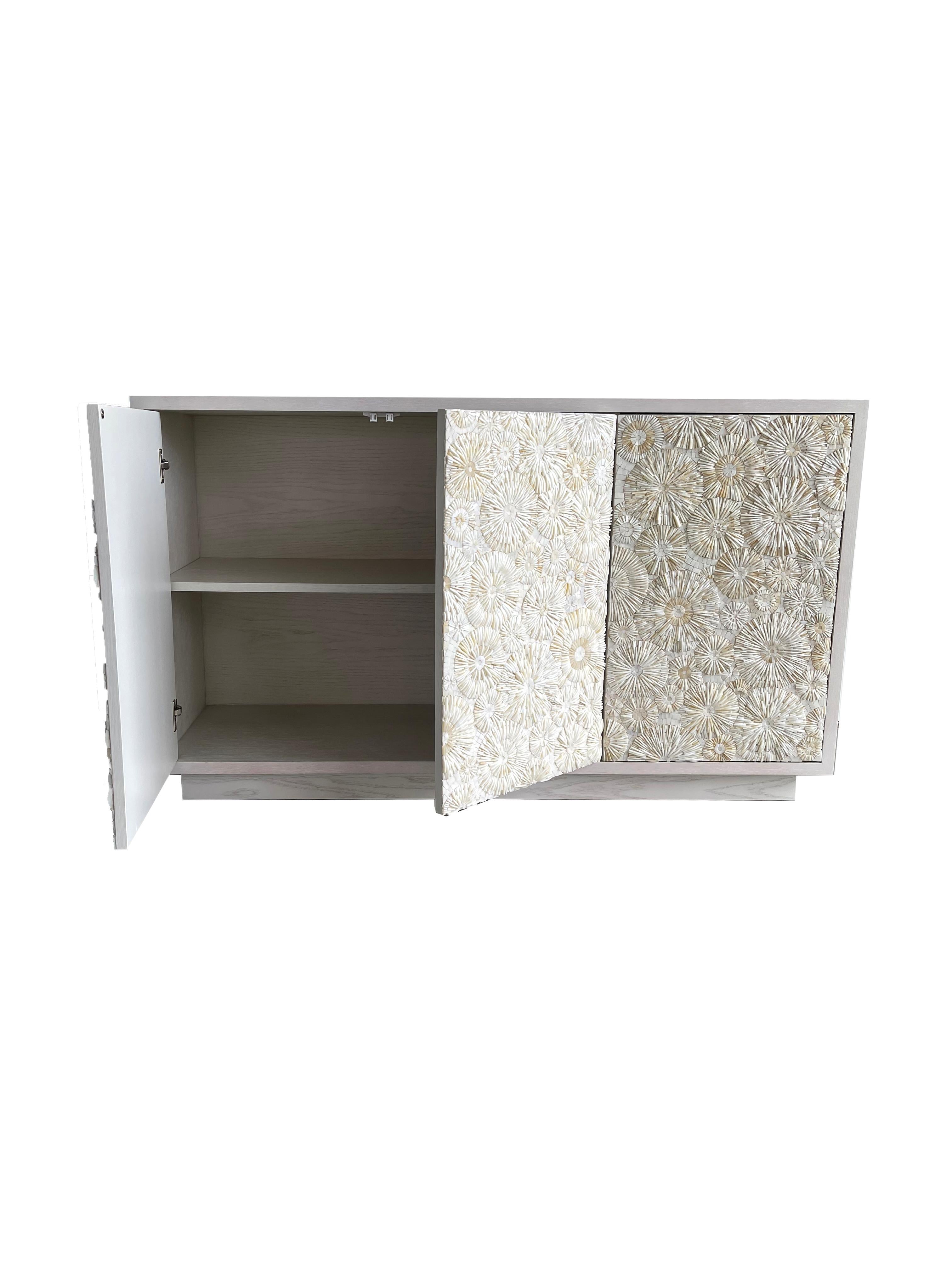 https://a.1stdibscdn.com/custom-blossom-3-door-buffet-by-ercole-home-for-sale-picture-4/f_42371/f_252472821631200006514/File_0284544_master.jpg