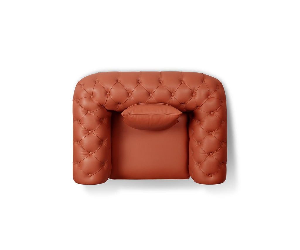 https://a.1stdibscdn.com/fitz-chesterfield-sofa-by-madheke-for-sale-picture-2/f_103712/f_467661421758610808272/Fitz_Chesterfield_Single_Seater_Sofa_Madheke_6_master.jpg