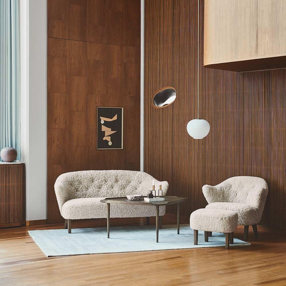 https://a.1stdibscdn.com/flemming-lassen-ingeborg-sofa-sheepskin-moonlight-dark-stained-oak-for-audo-for-sale-picture-3/f_104122/f_447564421745597811544/Flemming_Lassen_Ingeborg_Sofa_Moonlight_Sheepskin_for_Audo_4_master.jpg
