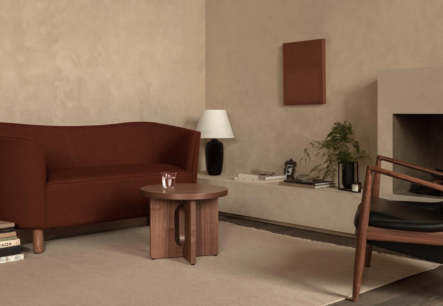 https://a.1stdibscdn.com/flemming-lassen-mingle-sofa-moonlight-sheepskin-dark-stained-oak-for-audo-for-sale-picture-4/f_104122/f_447419921745614933477/Flemming_Lassen_Mingle_Sofa_Moonlight_Sheepskin_Dark_Stained_Oak_5_master.jpg