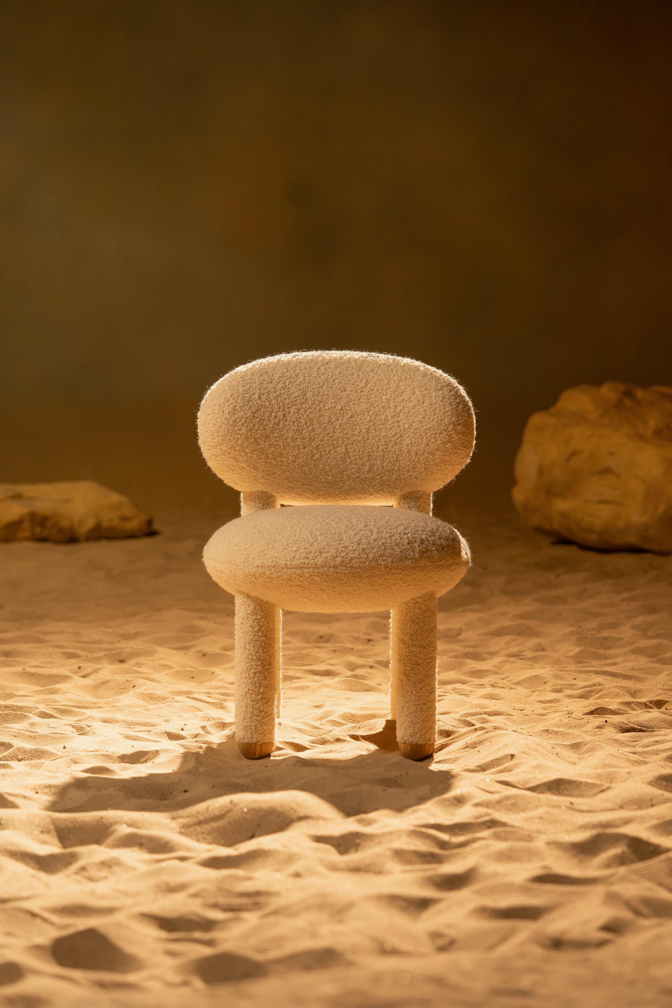 https://a.1stdibscdn.com/modern-dining-chair-flock-cs1-in-dedar-nimbus-boucle-fabric-by-noom-for-sale-picture-3/f_42321/f_367413821751010384764/Flock_chair_CS1_by_NOOM_24__master.jpg