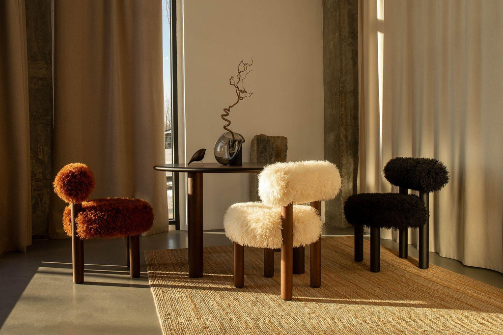 https://a.1stdibscdn.com/contemporary-dining-chair-fluffy-by-noom-gropius-cs2-white-for-sale-picture-4/f_31233/f_387210621709718222558/Fluffy_1_master.jpeg