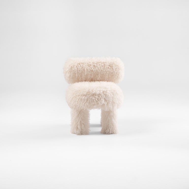 https://a.1stdibscdn.com/modern-baby-gropius-chair-cs1-fluffy-edition-in-premium-faux-fur-by-noom-for-sale-picture-4/f_42321/f_423392721731761200905/Fluffy_Baby_Chair_Gropius_CS1_in_Azur_Cotonneux_Faux_Fur_2__master.jpg?width=768