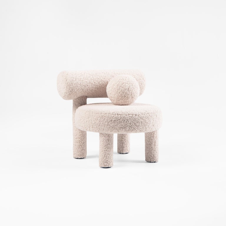 https://a.1stdibscdn.com/modern-baby-gropius-low-chair-cs1-fluffy-edition-in-faux-sheepskin-by-noom-for-sale-picture-9/f_42321/f_423394821731762704596/Fluffy_Baby_Low_Chair_Gropius_CS1_in_Medo_Faux_Sheepskin_2__master.jpg?width=768