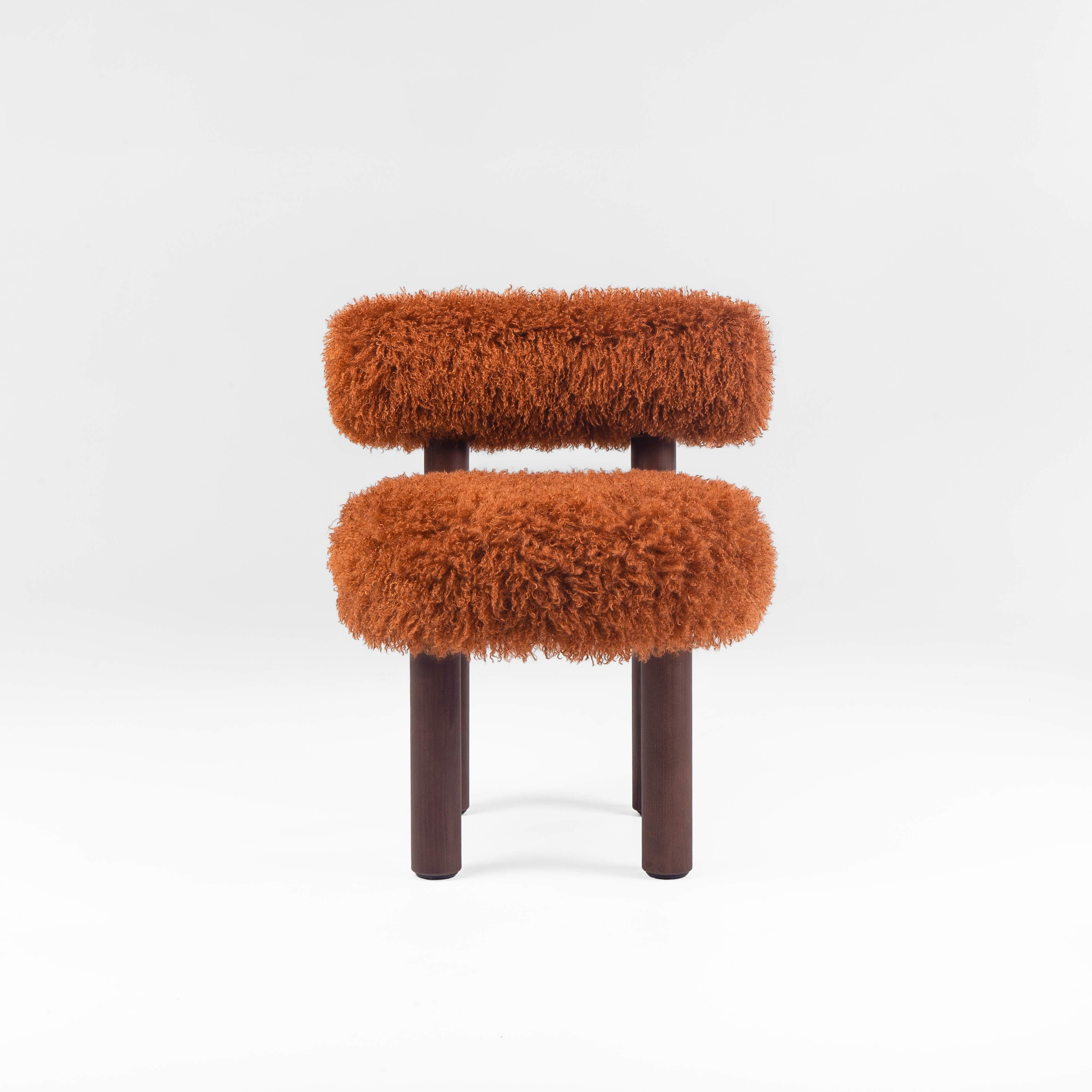 https://a.1stdibscdn.com/modern-dining-chair-gropius-cs2-fluffy-with-wooden-legs-in-azur-faux-fur-by-noom-for-sale-picture-9/f_42321/f_423059321731575493323/Fluffy_Chair_Gropius_CS2_in_Azur_Cotonneux_Faux_Fur_18__master.jpg