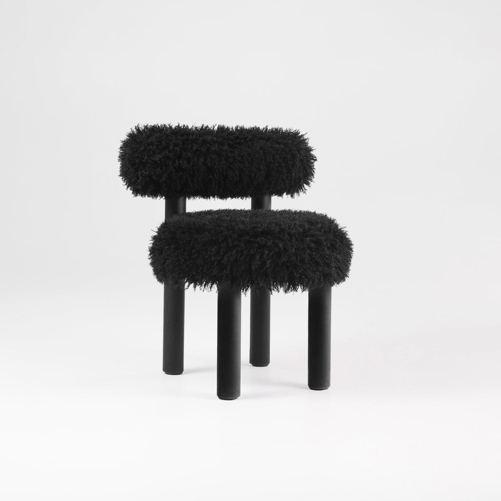 https://a.1stdibscdn.com/modern-dining-chair-gropius-cs2-fluffy-with-wooden-legs-in-azur-faux-fur-by-noom-for-sale-picture-19/f_42321/f_423059321731575398912/Fluffy_Chair_Gropius_CS2_in_Azur_Cotonneux_Faux_Fur_23__master.jpg