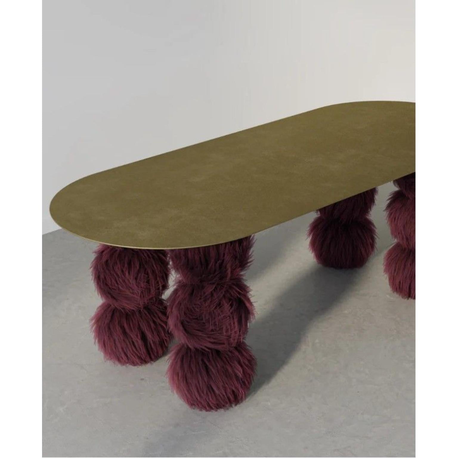 https://a.1stdibscdn.com/worlds-fluffiest-sphere-table-in-fur-liquid-aluminum-by-hegi-design-house-for-sale-picture-7/f_12192/f_483525421768570121837/Fluffy_table_master.jpg
