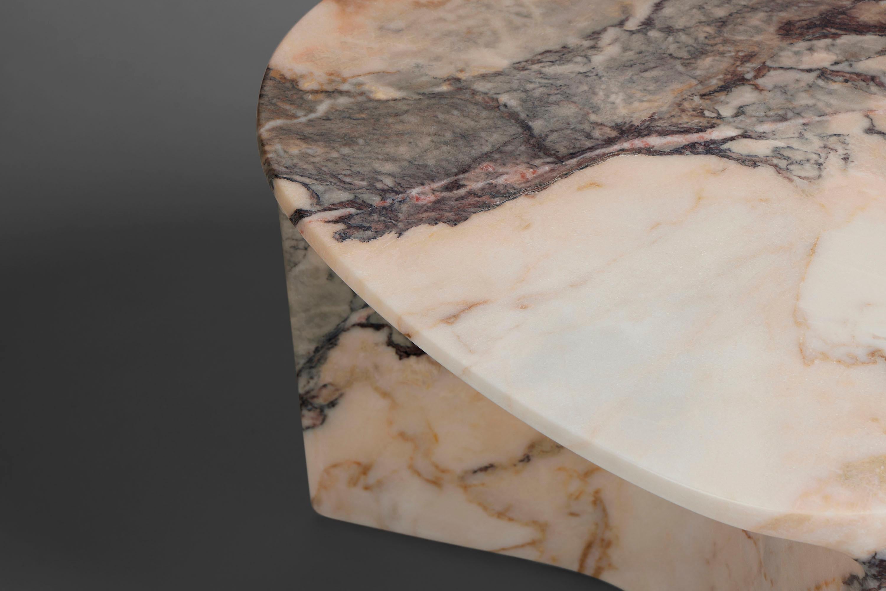 https://a.1stdibscdn.com/carv-occasional-table-in-calacatta-viola-es-by-daniel-fintzi-for-formar-for-sale-picture-7/f_76782/f_390223421711512145195/Formar0500_copy_master.jpg