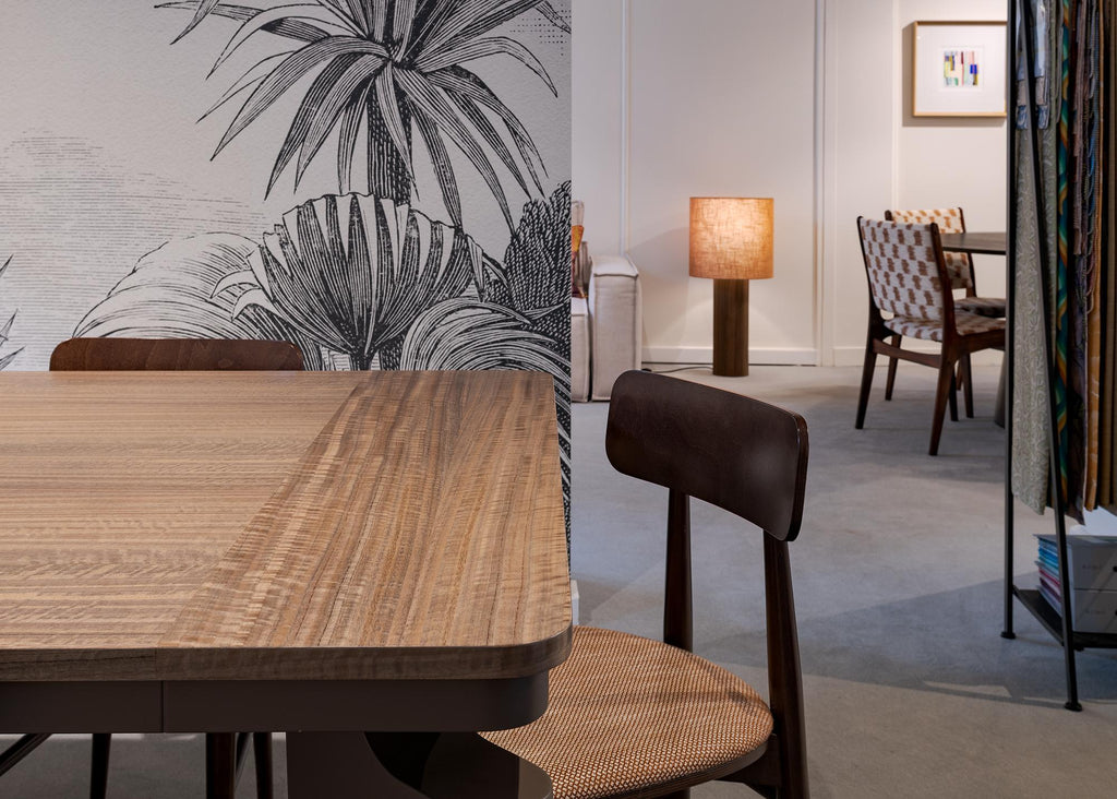 https://a.1stdibscdn.com/maki-dining-table-contemporary-eucalyptus-veneer-table-with-sculptural-lacquer-for-sale-picture-9/f_102612/f_456994721751479327477/_Frame_2155_master.jpg