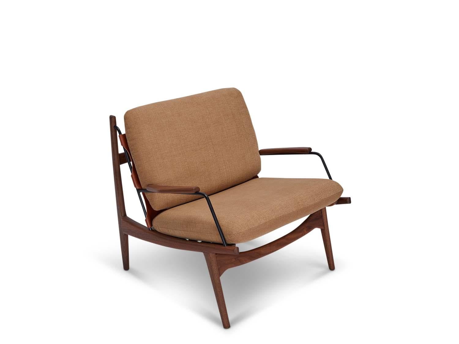 https://a.1stdibscdn.com/makers-armchair-by-lawson-fenning-for-sale-picture-2/f_8060/f_353173221689810029593/Frame_Oiled_Walnut_Leather_Tan_Buckle_Polished_Brass_Grade_A_Washable_Linen_Blend_Spice_b_master.jpg