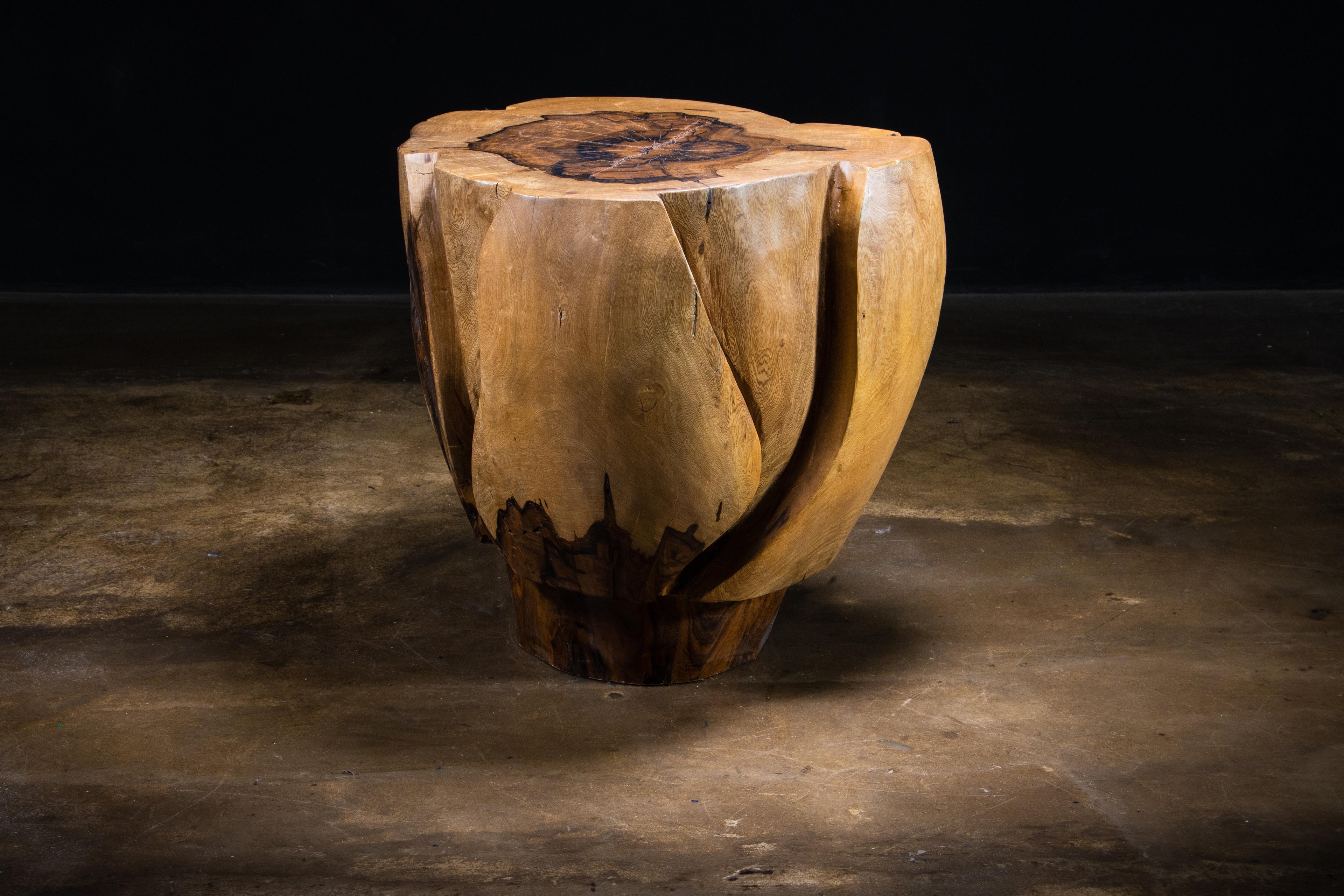 https://a.1stdibscdn.com/carved-trunk-solid-exotic-wood-live-edge-table-40-from-costantini-francisco-for-sale-picture-3/f_25173/f_490569121772548954248/Francisco_Table_40_02_by_Costantini_master.jpg