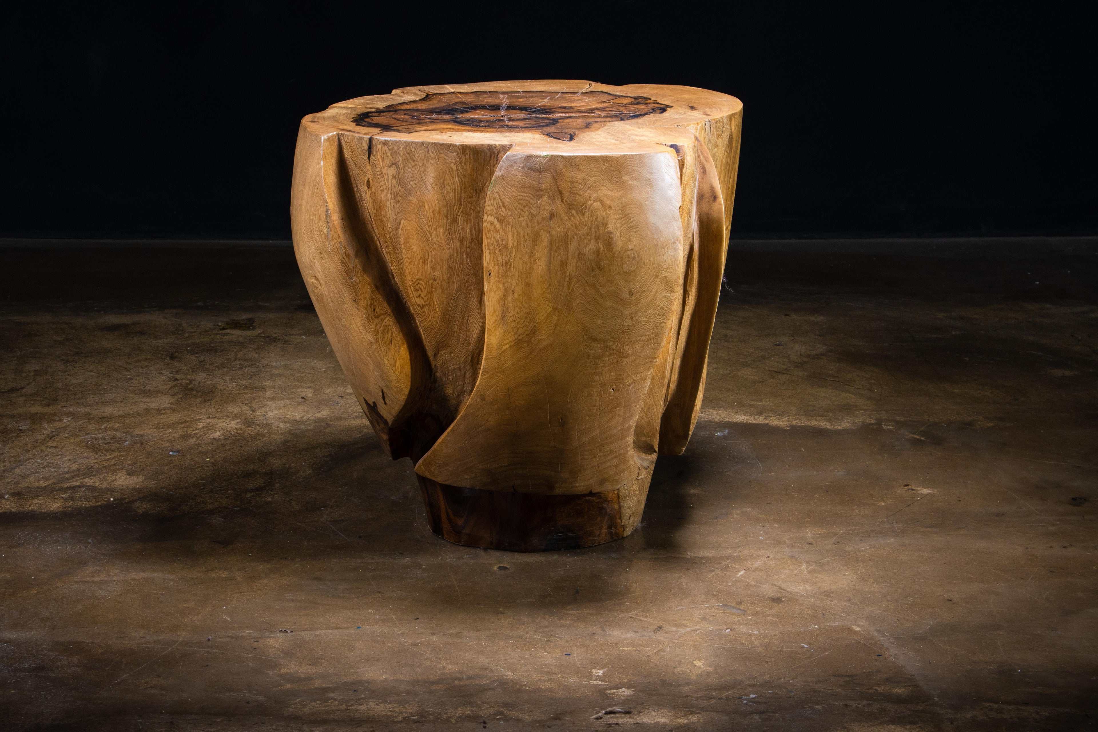 https://a.1stdibscdn.com/carved-trunk-solid-exotic-wood-live-edge-table-40-from-costantini-francisco-for-sale-picture-4/f_25173/f_490569121772548954312/Francisco_Table_40_03_by_Costantini_master.jpg