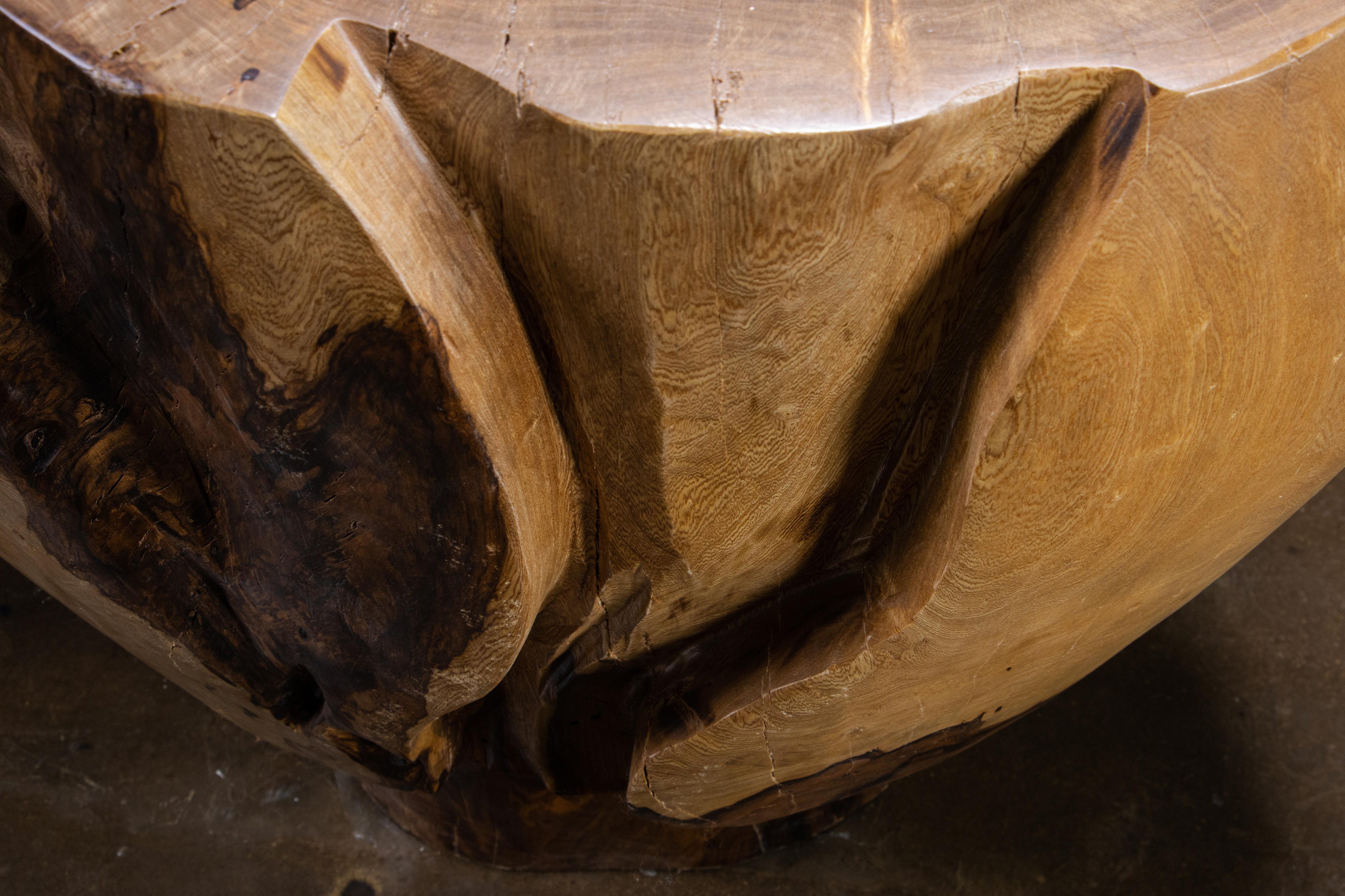 https://a.1stdibscdn.com/carved-trunk-solid-exotic-wood-live-edge-table-40-from-costantini-francisco-for-sale-picture-8/f_25173/f_490569121772548963372/Francisco_Table_40_07_by_Costantini_master.jpg