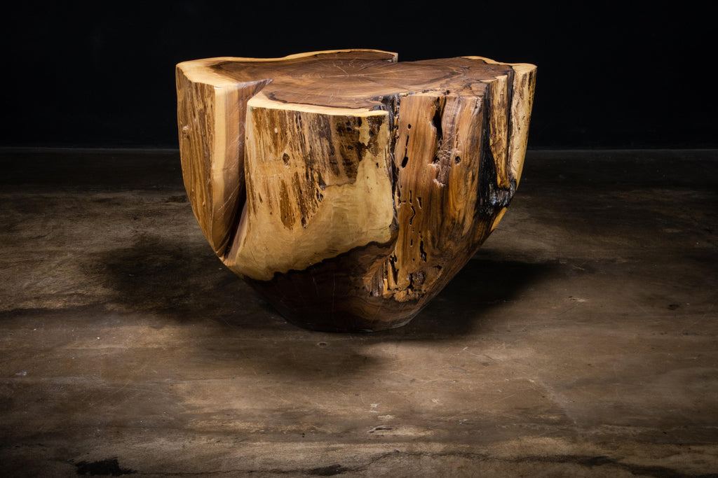https://a.1stdibscdn.com/carved-trunk-solid-exotic-wood-live-edge-table-41-from-costantini-francisco-for-sale-picture-7/f_25173/f_490586021772555023123/Francisco_Table_41_05_by_Costantini_master.jpg