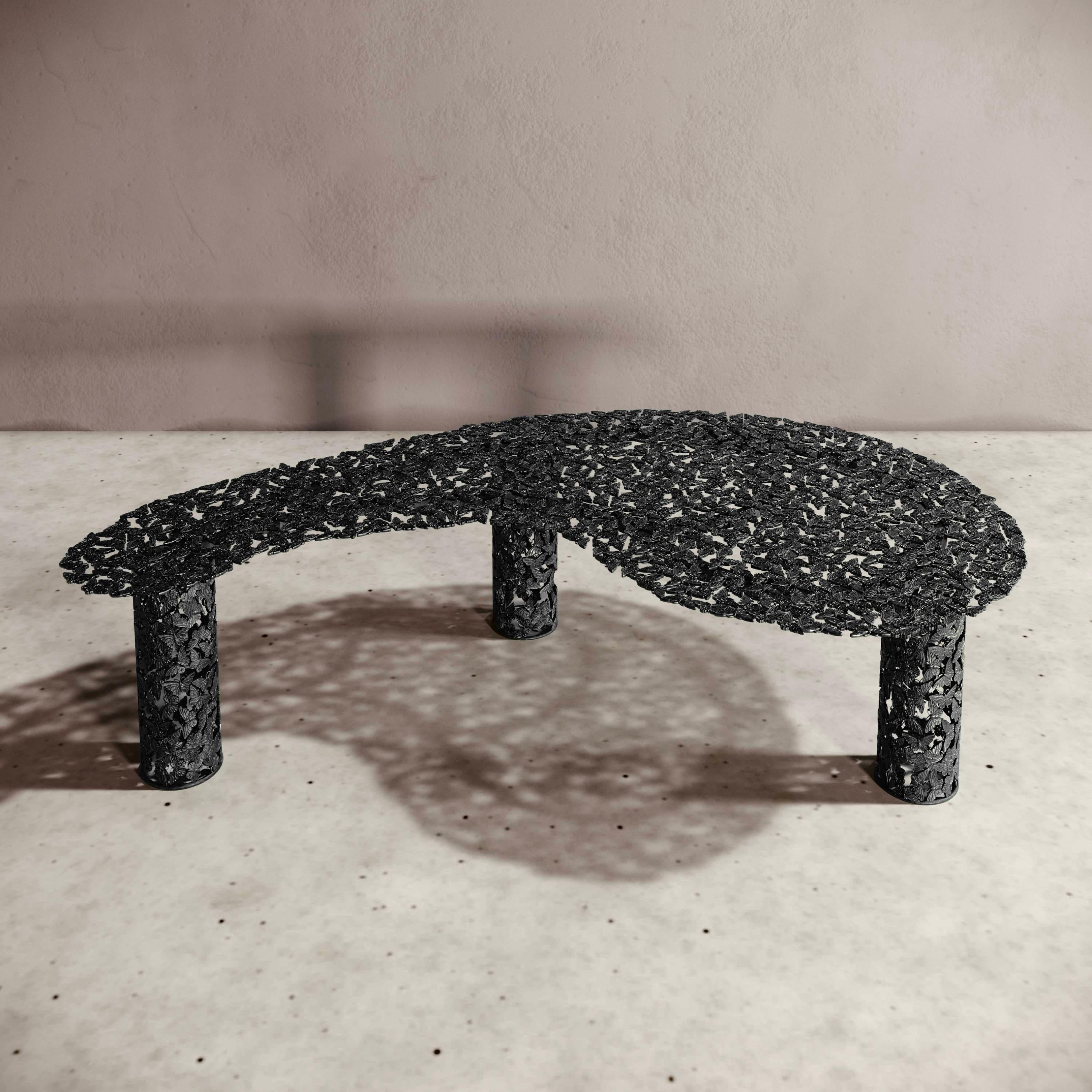 https://a.1stdibscdn.com/jean-green-bronze-lost-wax-cast-butterfly-indoor-or-outdoor-coffee-table-for-sale-picture-5/f_22063/f_475470821763312728254/FredandJuul_JeanK_BlackBronze_1__master.jpg