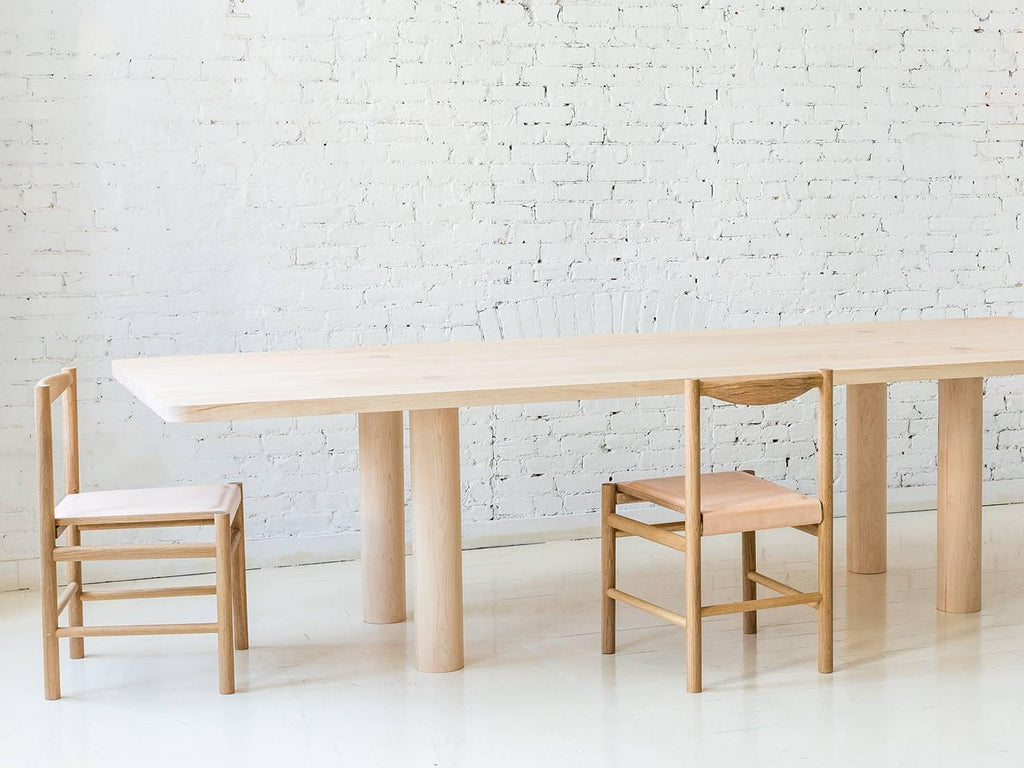 https://a.1stdibscdn.com/straight-leg-column-dining-table-in-maple-by-fort-standard-for-sale-picture-3/archivesE/upload/f_36481/1524090192991/FtStd_BFerry_May2016_1_cropped_resized_master.jpg