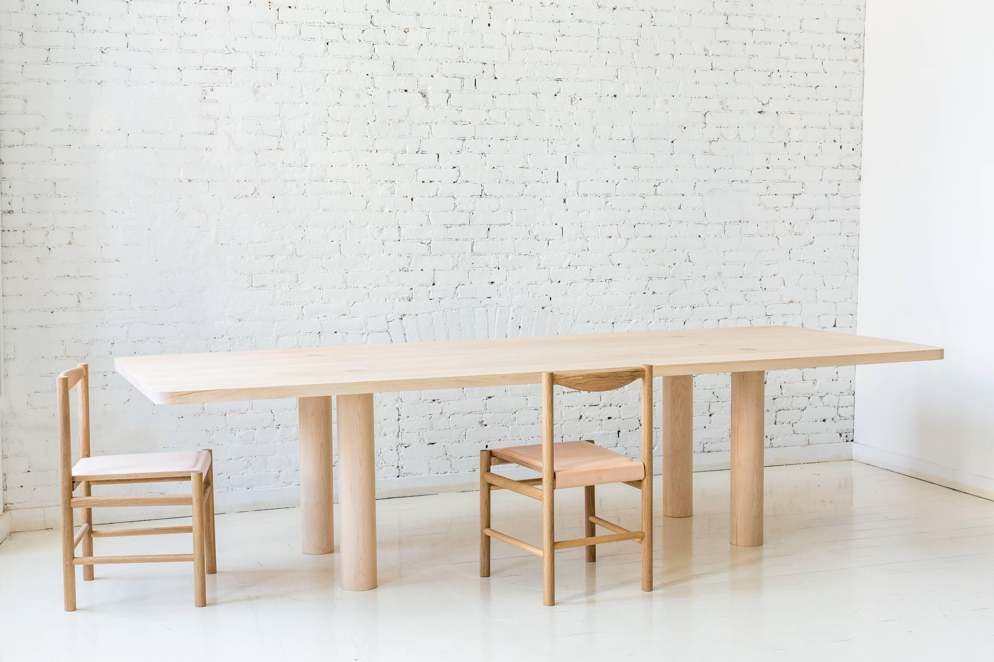 https://a.1stdibscdn.com/straight-leg-column-dining-table-in-maple-by-fort-standard-for-sale/archivesE/upload/f_36481/1524090188553/FtStd_BFerry_May2016_1_master.jpg