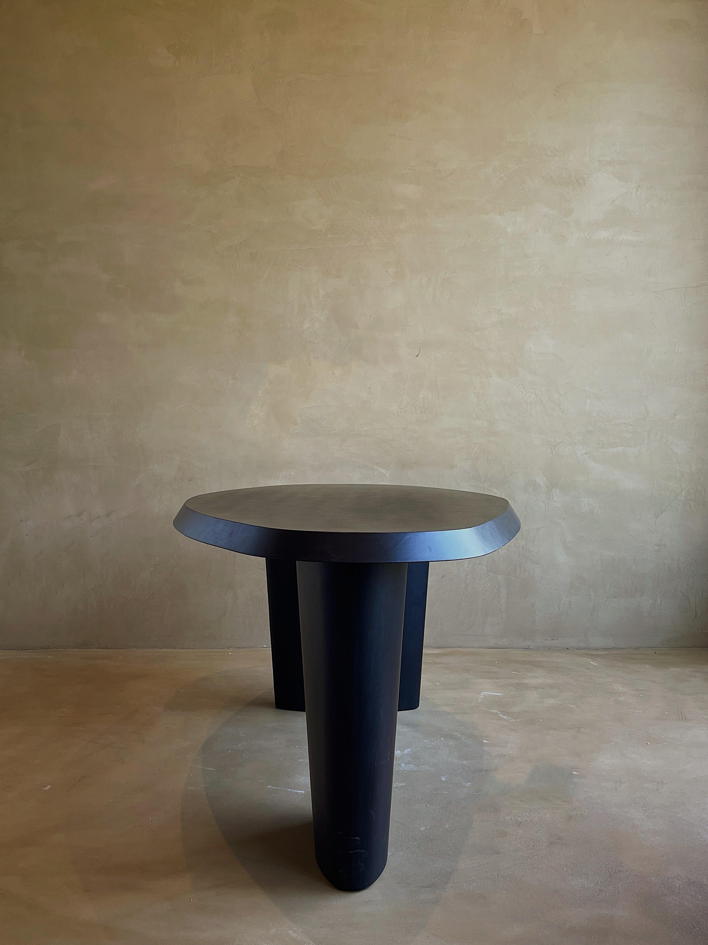 https://a.1stdibscdn.com/oval-dinning-table-by-karstudio-for-sale-picture-3/f_12192/f_327068421676044282352/FullSizeRender_30_master.jpg