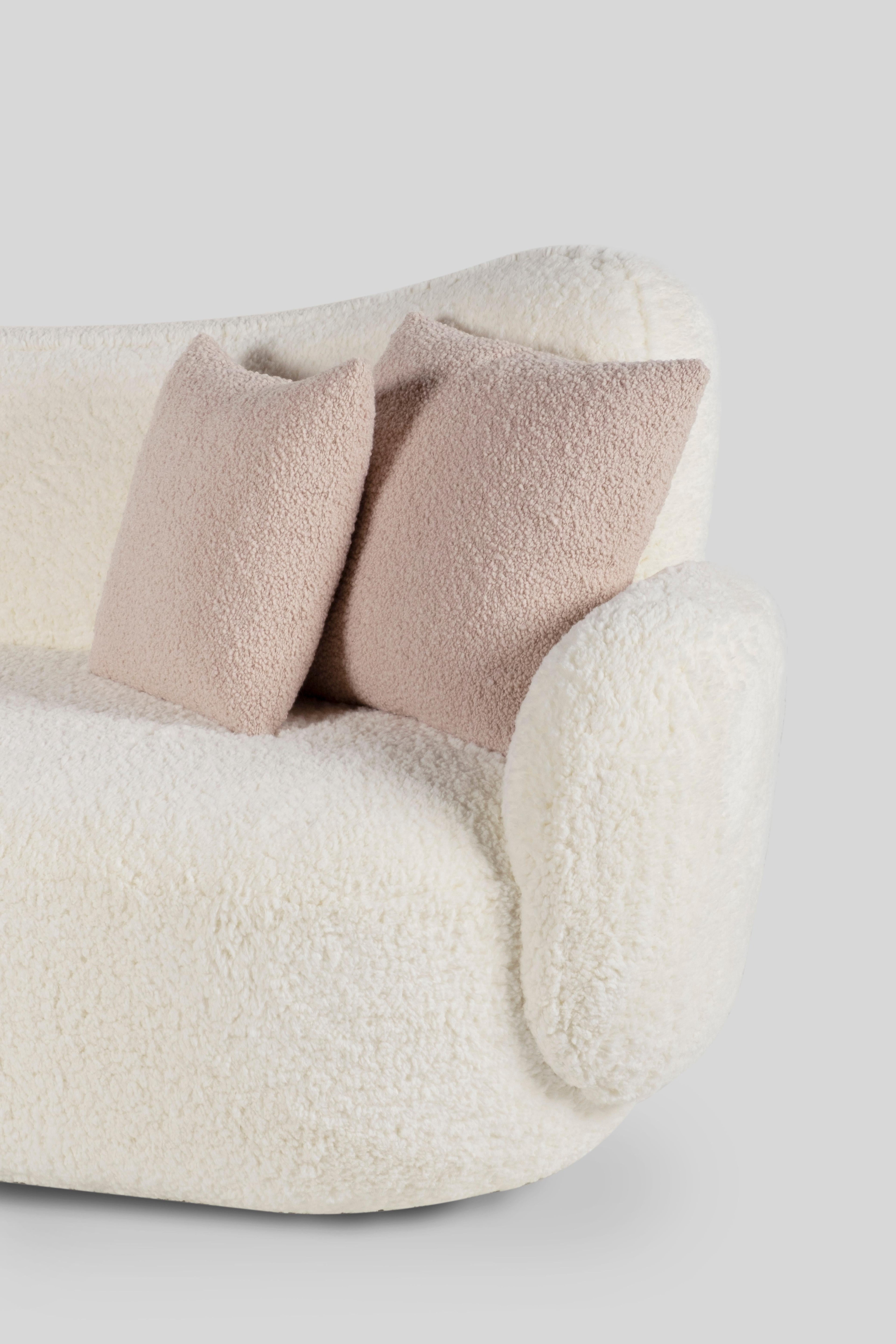 https://a.1stdibscdn.com/modern-conchula-curved-sofa-ivory-boucle-handmade-in-portugal-by-greenapple-for-sale-picture-7/f_53532/f_398028521716227539637/G702718_1_master.jpg
