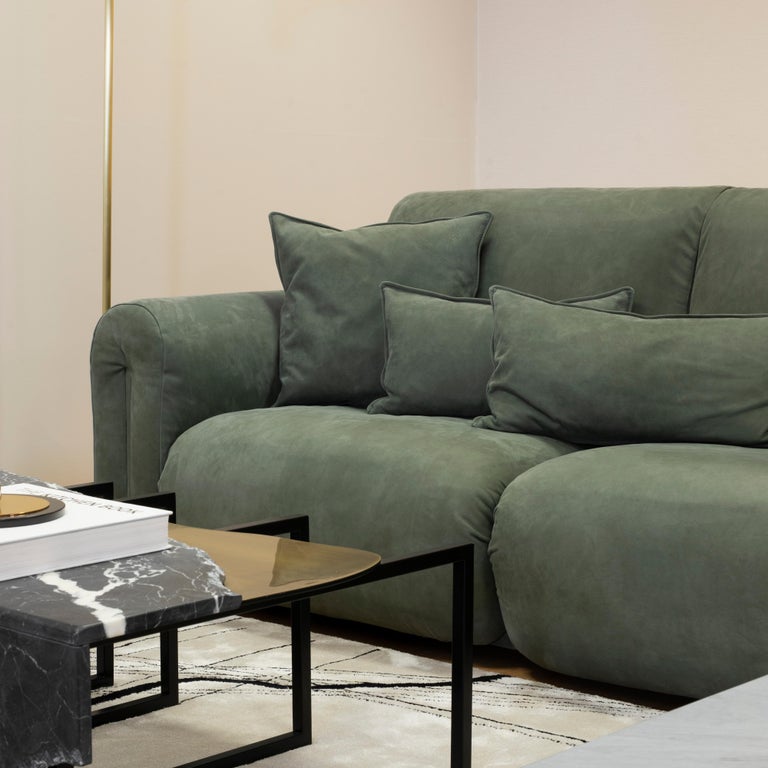 https://a.1stdibscdn.com/mid-century-modern-beijinho-sofa-olive-green-leather-handmade-by-greenapple-for-sale-picture-12/f_53532/f_442712321743172405362/G703099_3_copy_master.jpg?width=768