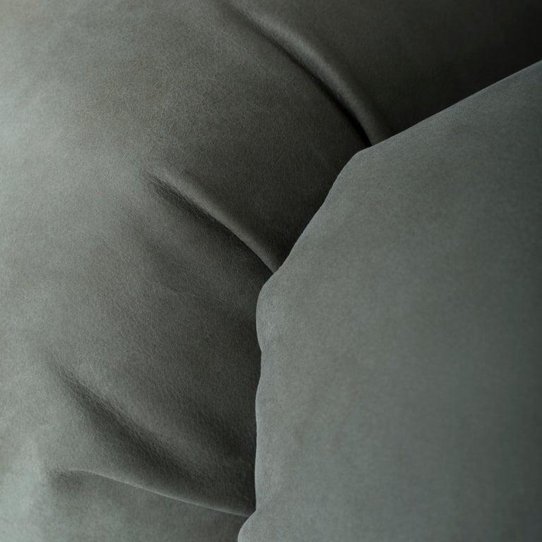 https://a.1stdibscdn.com/mid-century-modern-beijinho-sofa-olive-green-leather-handmade-by-greenapple-for-sale-picture-5/f_53532/f_442712321743172407080/G703099_3_master.jpg?width=768