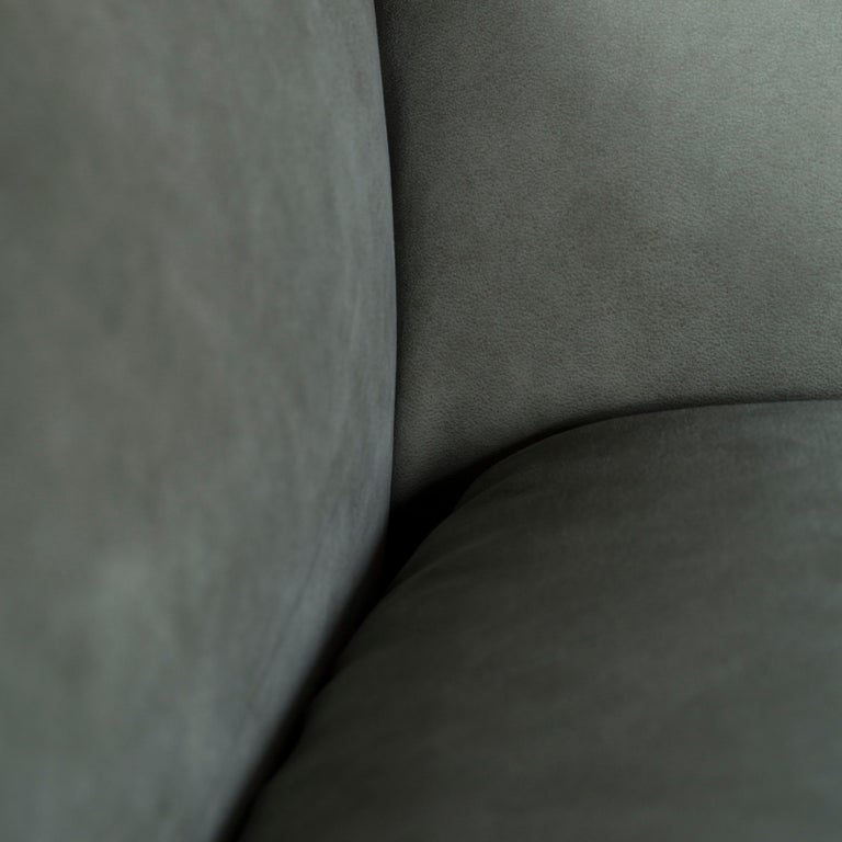 https://a.1stdibscdn.com/mid-century-modern-beijinho-sofa-olive-green-leather-handmade-by-greenapple-for-sale-picture-6/f_53532/f_442712321743172406758/G703099_4_master.jpg?width=768