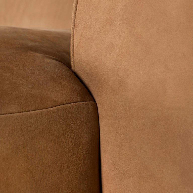 https://a.1stdibscdn.com/galapinhos-4-seat-sofa-american-oak-black-stain-nubuck-leather-caramel-for-sale-picture-9/f_53532/f_199265921613414223417/G703101_8_master.jpg?width=768
