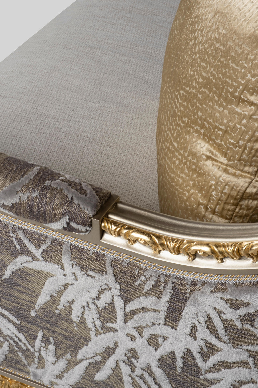 https://a.1stdibscdn.com/french-neoclassical-sofa-jacquard-champagne-handmade-portugal-for-sale-picture-3/f_53532/f_364577321696434353699/G703381_2_master.jpg