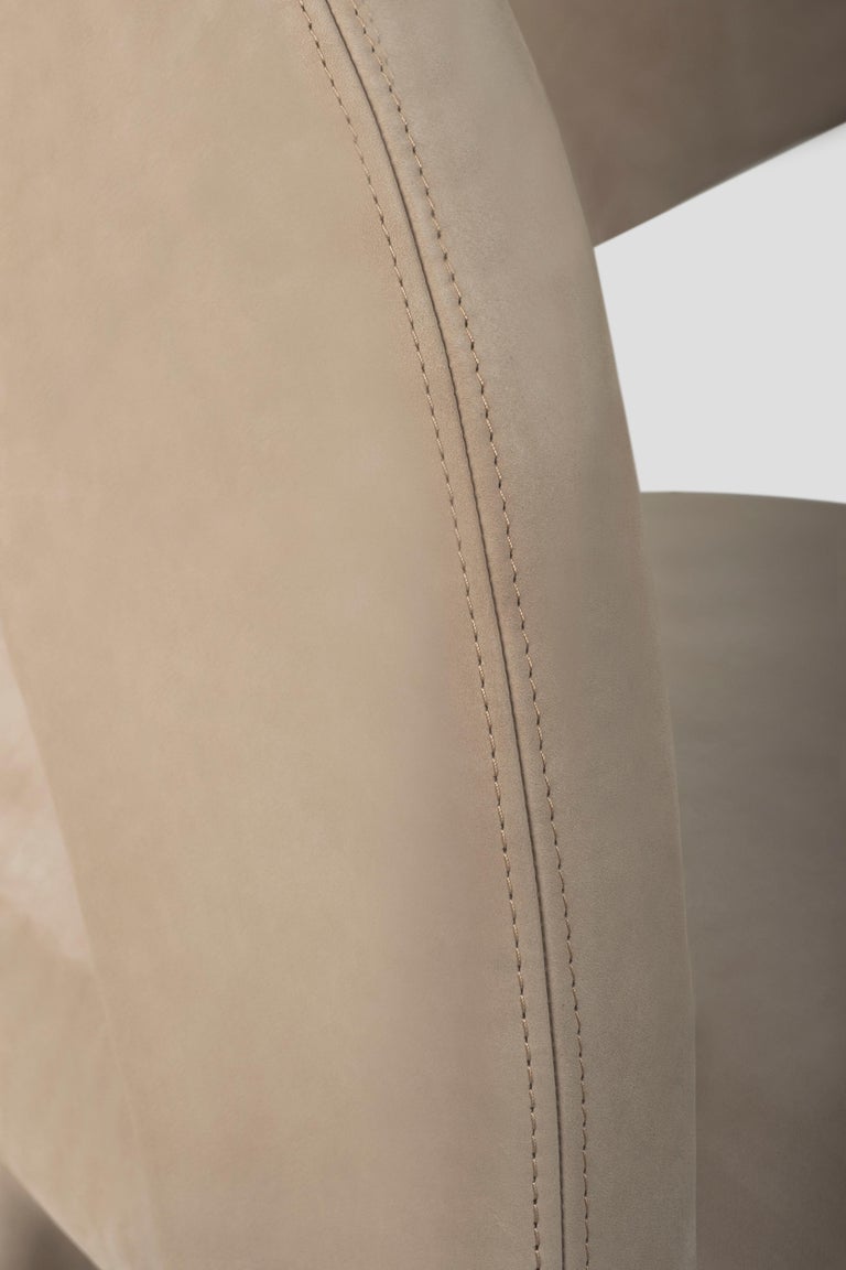 https://a.1stdibscdn.com/greenapple-chair-laurence-chair-nubuck-leather-handmade-in-portugal-for-sale-picture-3/f_53532/f_260011021674824741917/G703520_3_master.jpg?width=768