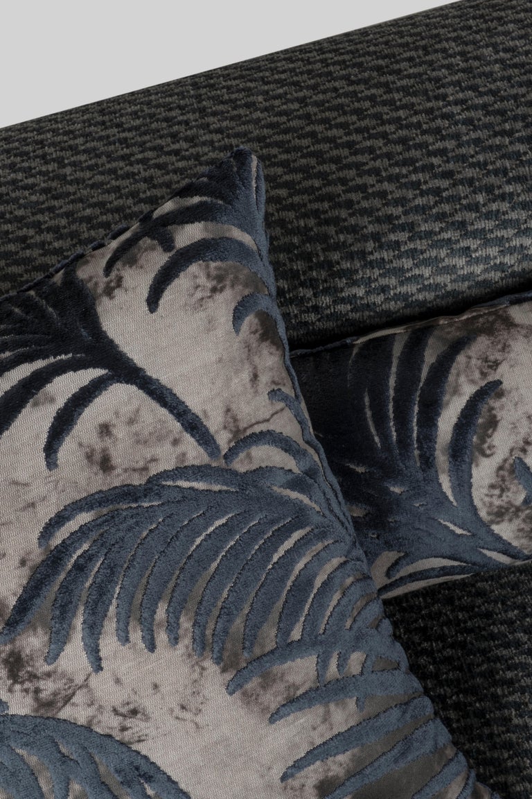 https://a.1stdibscdn.com/greenapple-chaise-longue-twins-chaise-grey-blue-fabric-handmade-in-portugal-for-sale-picture-7/f_53532/f_324571221674841561428/G703632_7_master.jpg?width=768