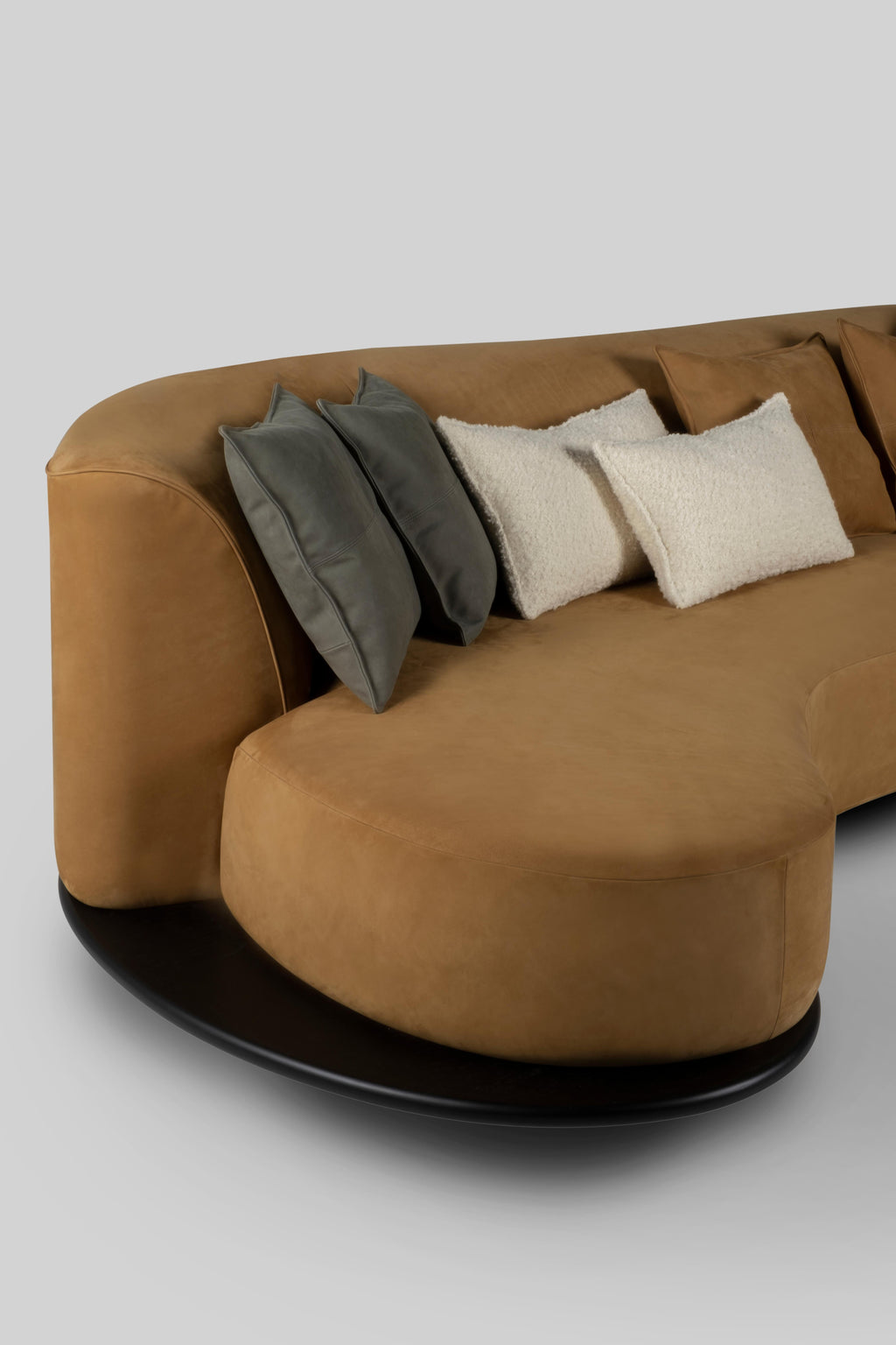 https://a.1stdibscdn.com/contemporary-galapinhos-sofa-nubuck-leather-handmade-in-portugal-greenapple-for-sale-picture-6/f_53532/f_441274921742472383405/G703673_2_master.jpg