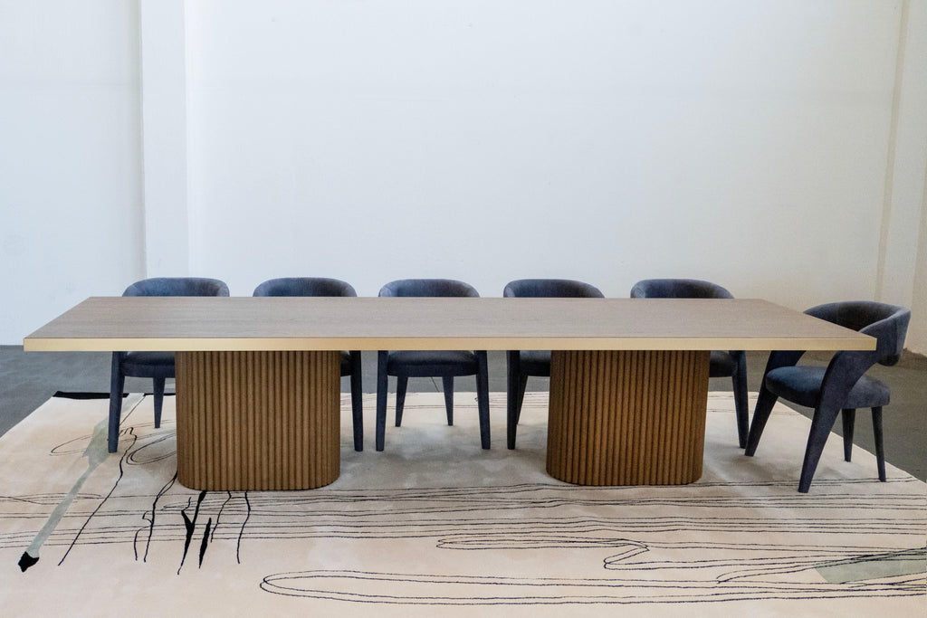 https://a.1stdibscdn.com/modern-biloba-dining-table-american-oak-handmade-in-portugal-by-greenapple-for-sale-picture-8/f_53532/f_324575321690196070371/G703951_AMBIENTE_2_master.jpg